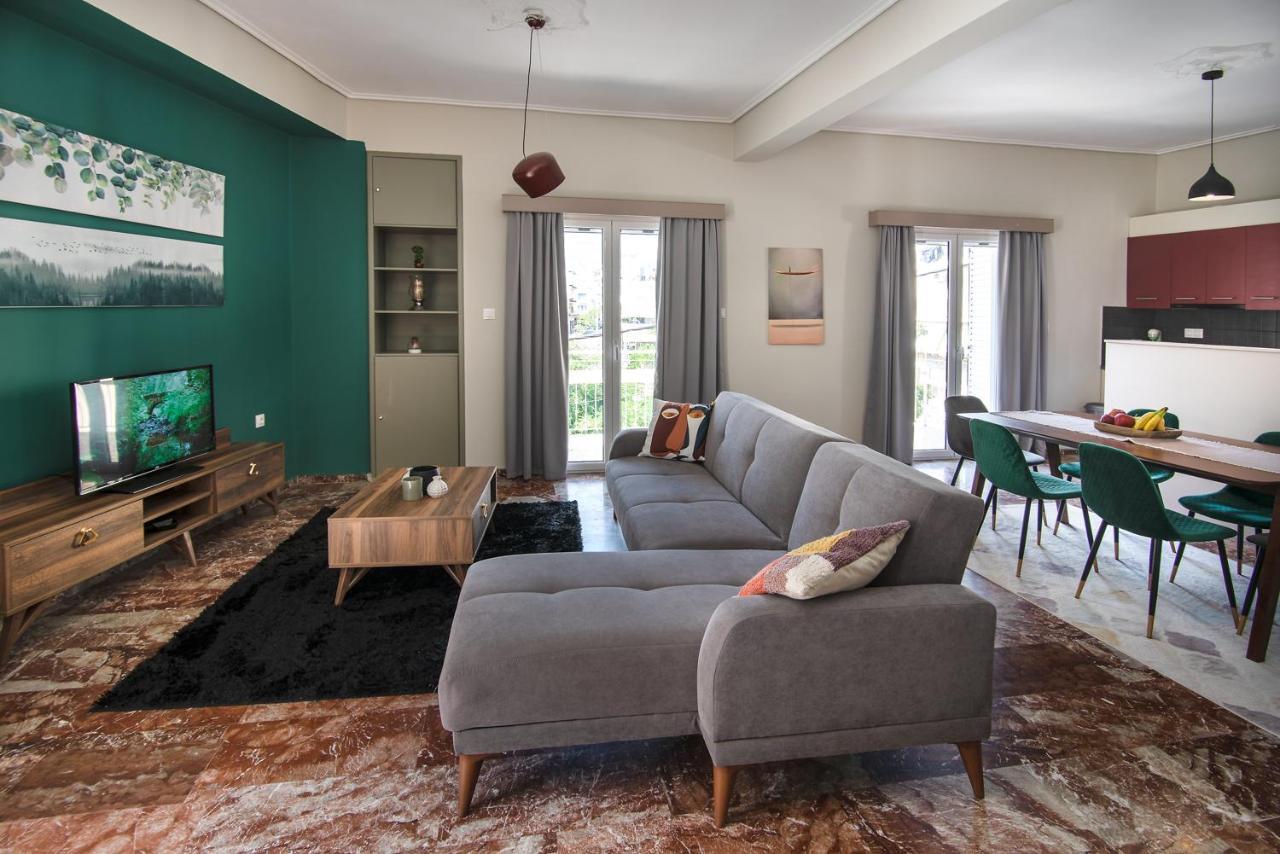 Emerald 110M2 Entire Floor Apt Steps To City'S Heart Kalamata Eksteriør billede